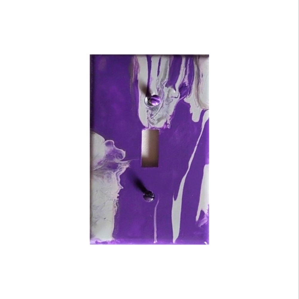 Hand Crafted Purple and Silver Abstract Design Single Toggle Light Switch Plate - Picture 2 of 2